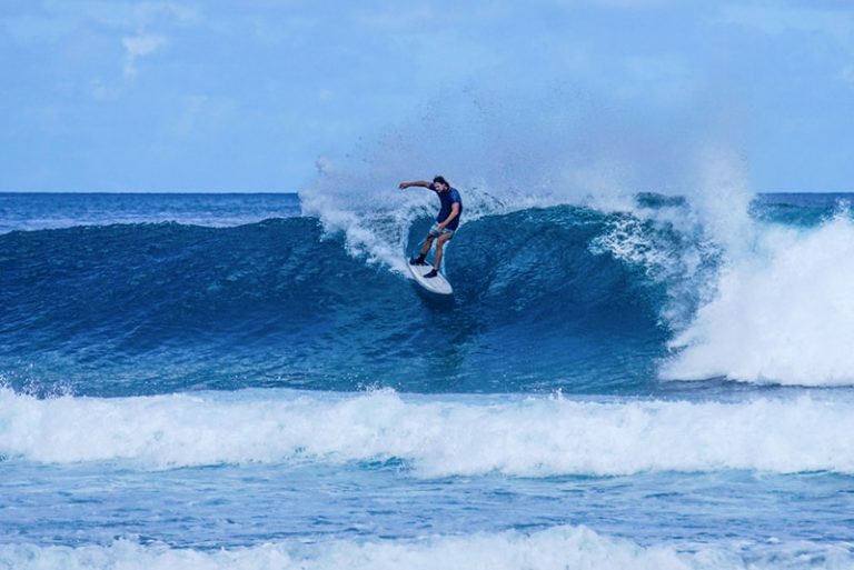 Our Favorite 8 Reef Shoes for Surfing (& how to choose them